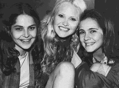 Com Drica Moraes e Adriana Esteves nas filmagens de As meninas, 1995, Emiliano Ribeiro (ao centro)